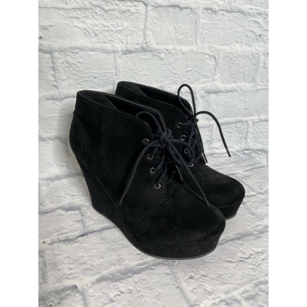 Soda Black Velvet Lace Up Wedge Shoes Size 8M